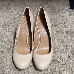 Jessica Simpson Women's Beige Heels